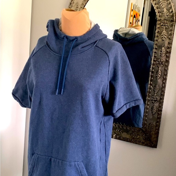 SWEATSHIRT HOODIE SHORT SLEEVES NAVY BLUE SIZE MED - Picture 2 of 5